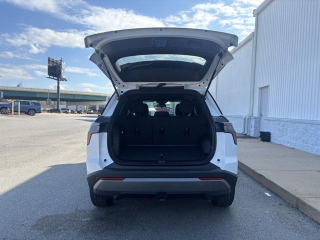 New 2026 Chevrolet Equinox LT image 17