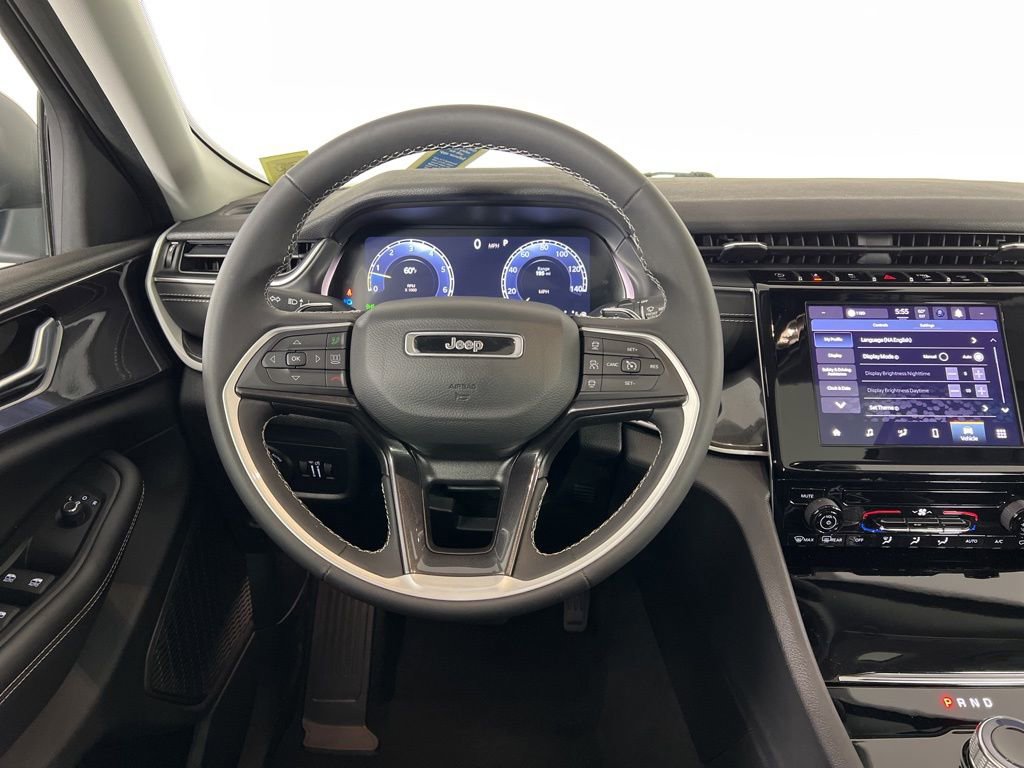 Used 2023 Jeep Grand Cherokee L Laredo w/ Trailer Tow Group (B) image 20