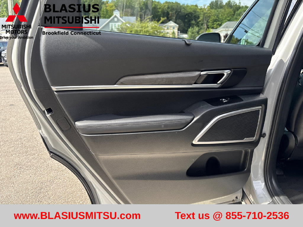 Used 2025 Kia Telluride EX X-Line AWD/4WD image 35