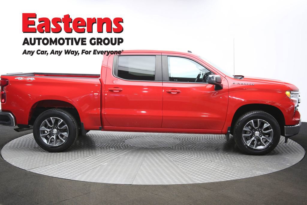 Used 2023 Chevrolet Silverado 1500 LT AWD/4WD image 47