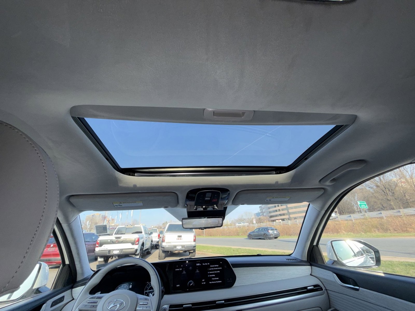 Used 2023 Hyundai Palisade Calligraphy image 24