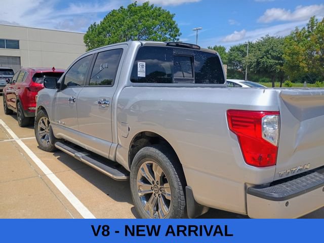 Used 2018 Nissan Titan SV w/ SV Convenience Package RWD image 10