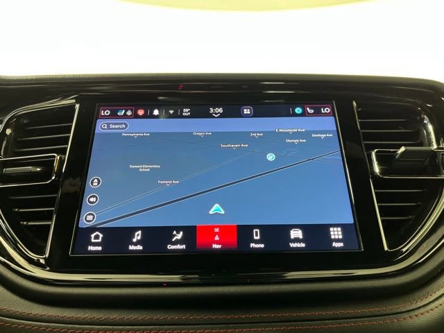 Used 2023 Dodge Durango GT image 31