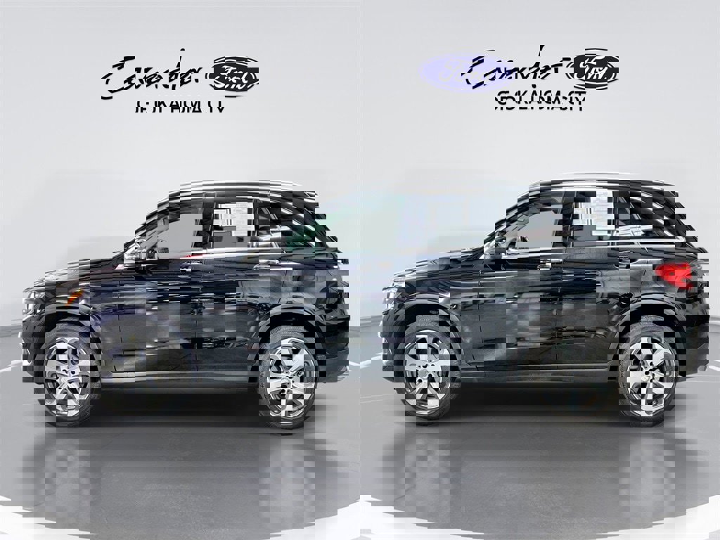 Used 2017 Mercedes-Benz GLC 300 4MATIC image 5