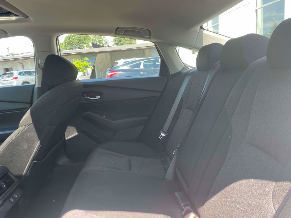 Certified 2025 Honda Accord SE image 11