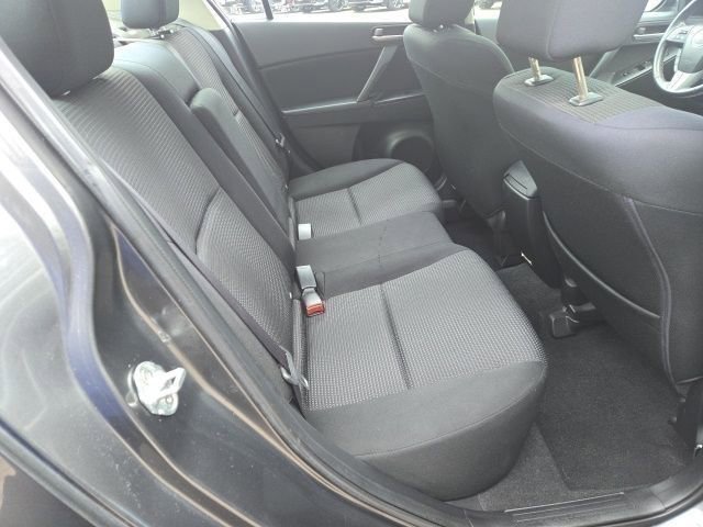 Used 2013 MAZDA MAZDA3 i Touring image 13