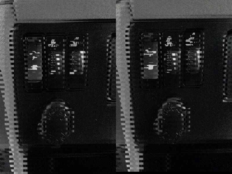 Used 2017 Toyota Sienna XLE image 22