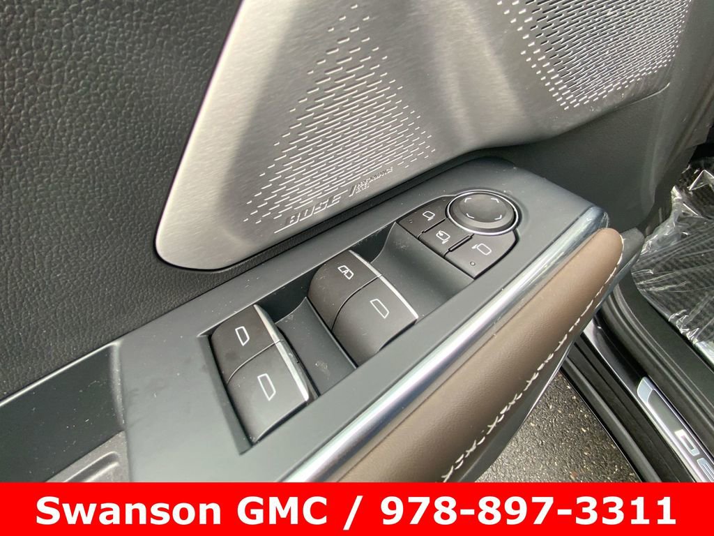 New 2026 GMC Acadia Denali Ultimate w/ LPO, Floor Liner Package image 23