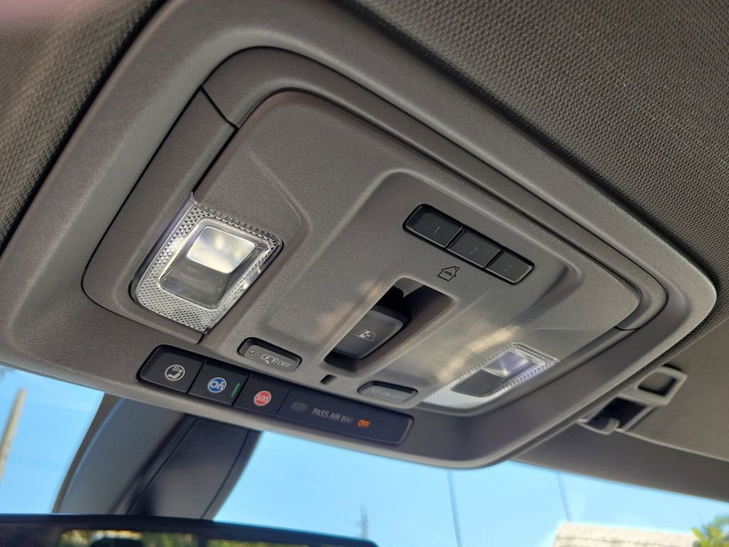 Used 2020 Chevrolet Silverado 1500 RST w/ All-Star Edition image 28