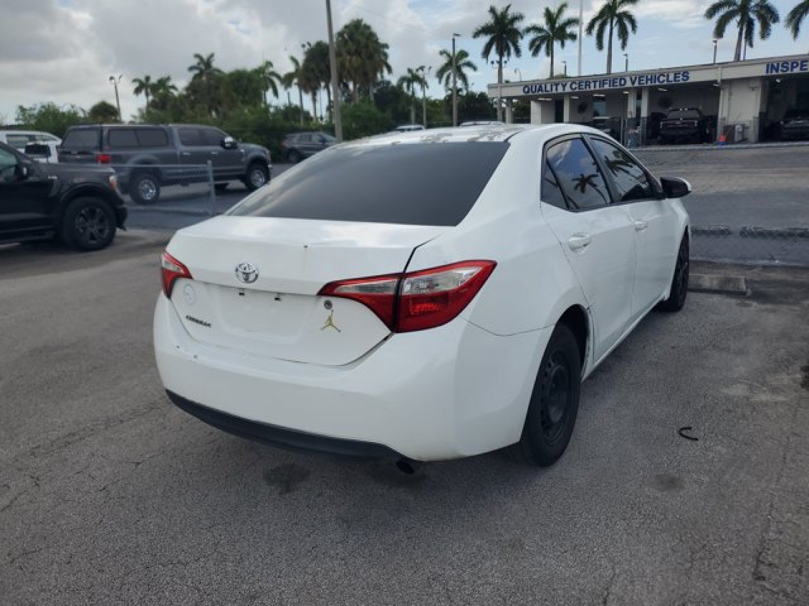 Used 2014 Toyota Corolla L FWD image 7