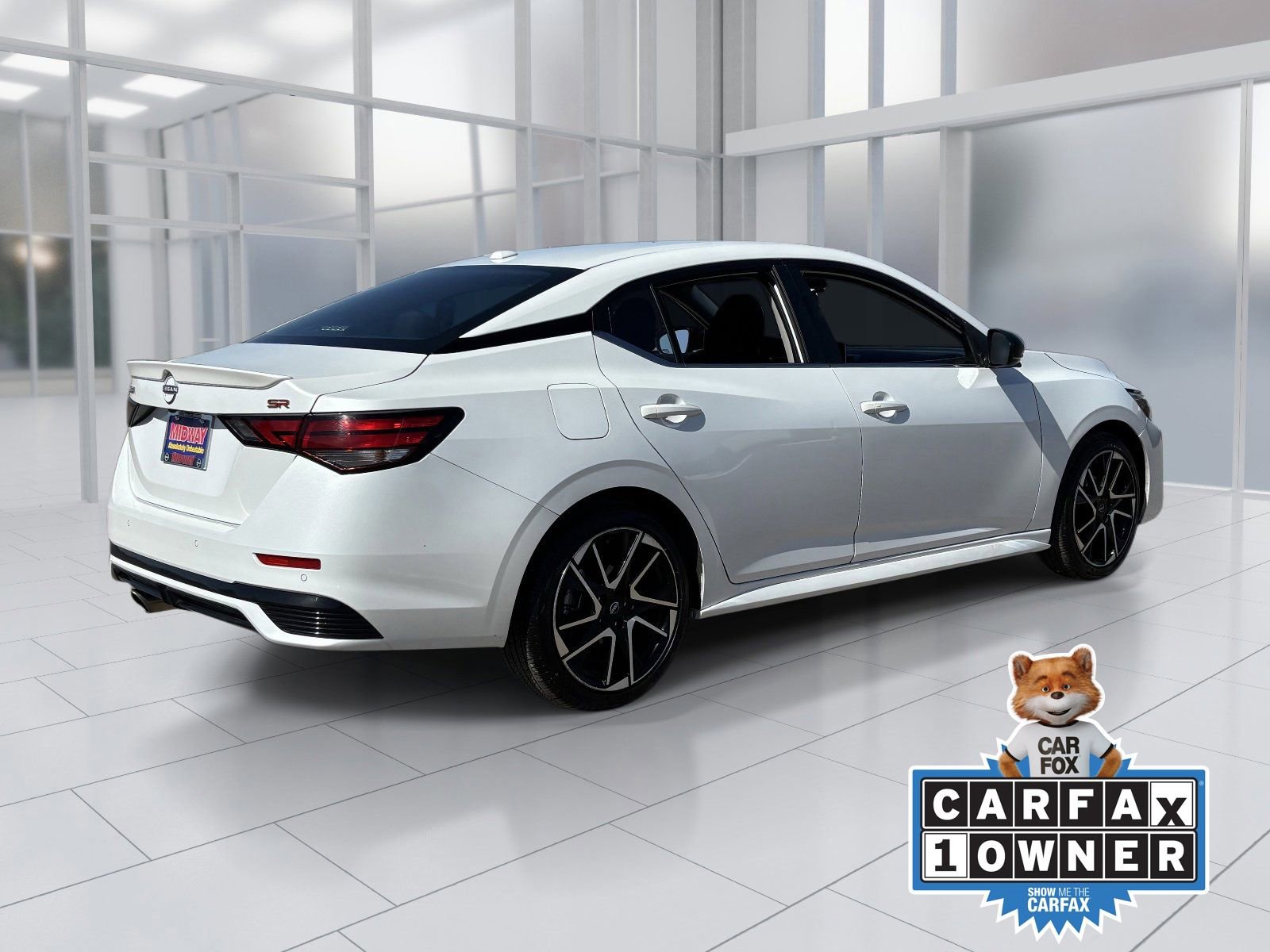 Certified 2025 Nissan Sentra SR FWD image 6