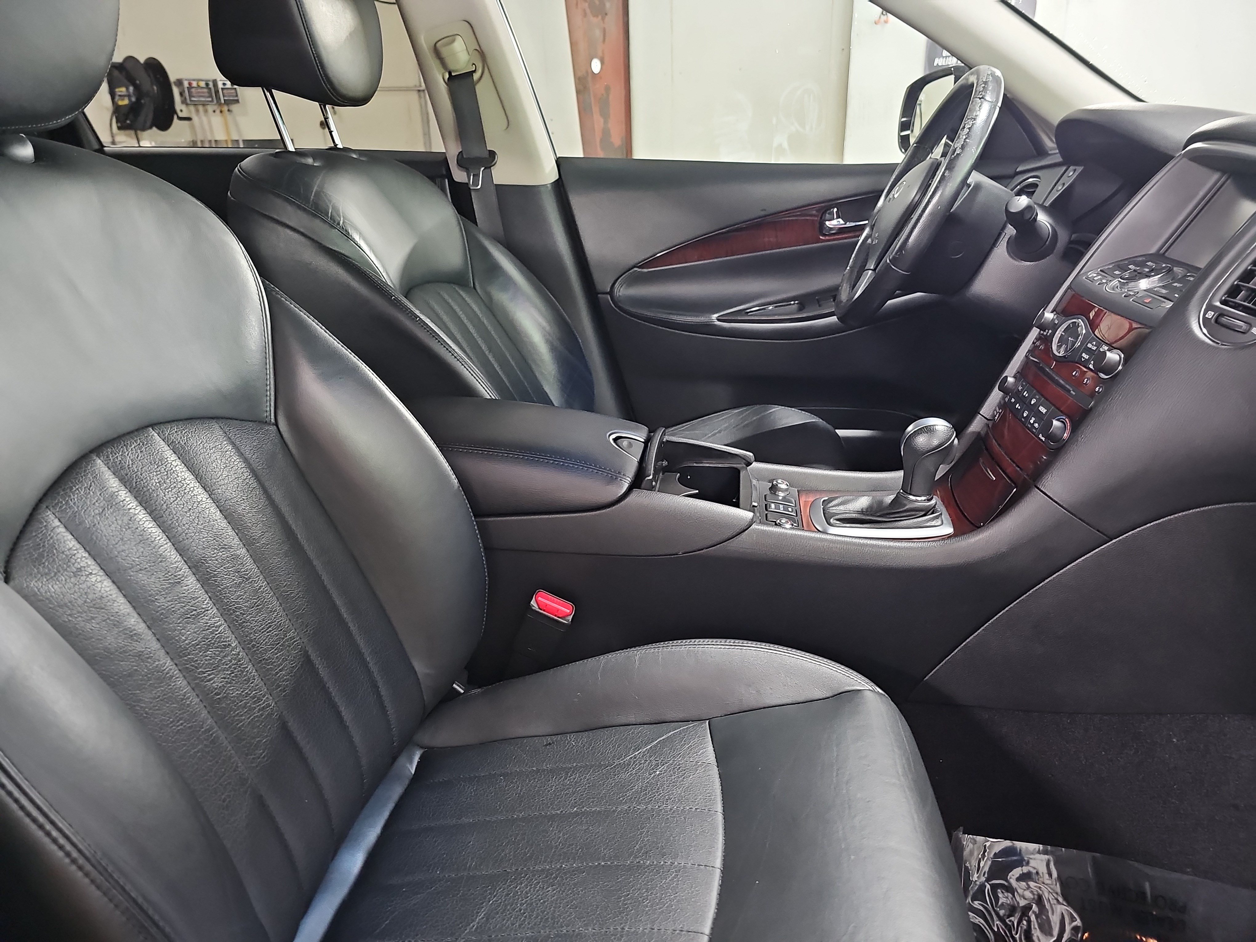 Used 2016 INFINITI QX50 2WD w/ Premium Plus Package image 10
