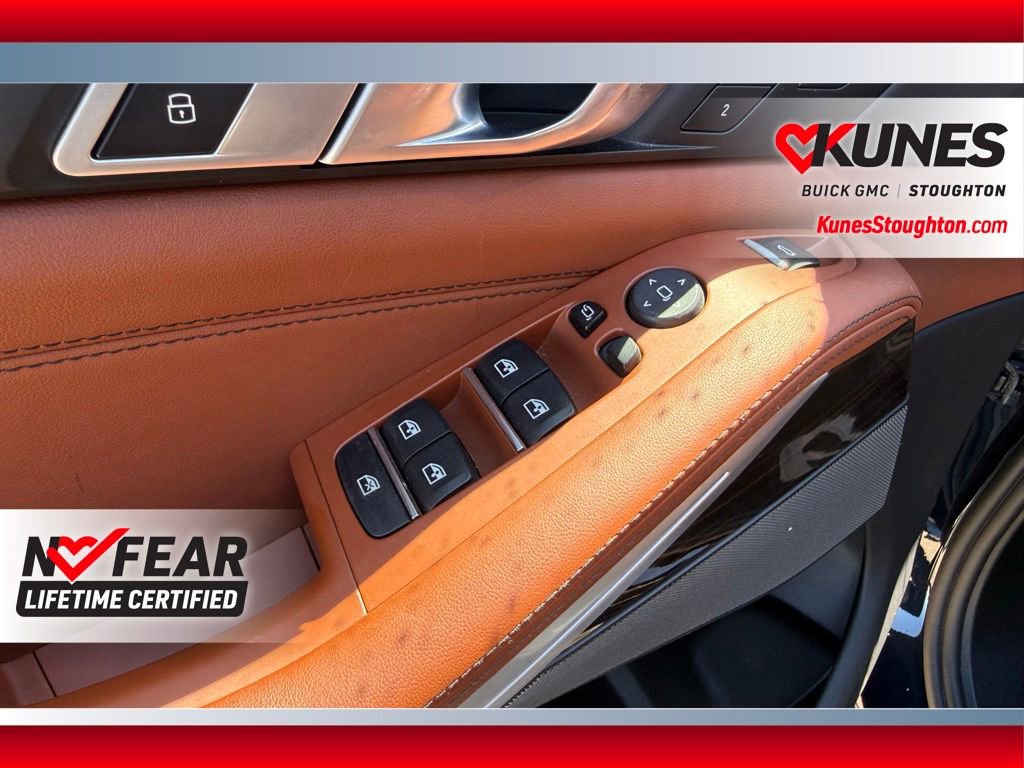 Used 2024 BMW X5 M60i AWD/4WD image 24