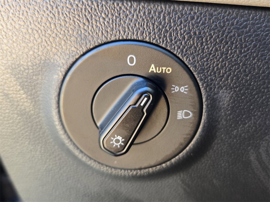 Used 2023 Volkswagen Taos S image 24