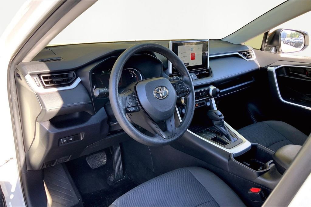 Used 2024 Toyota RAV4 LE image 12