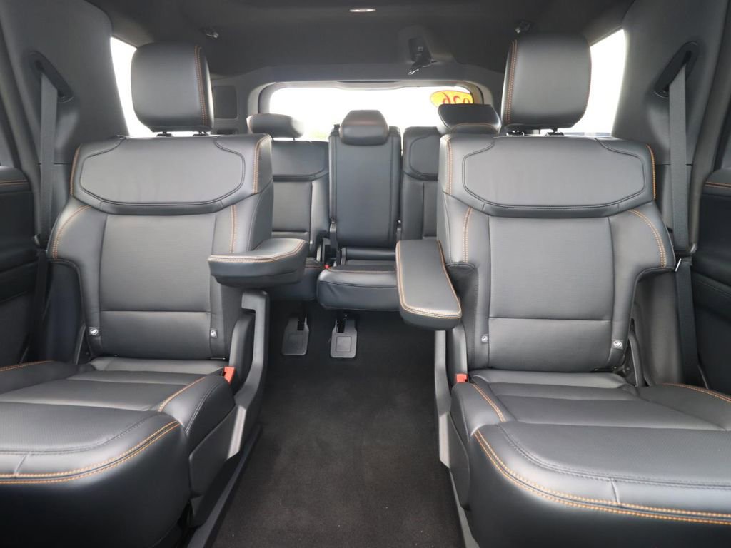 New 2026 Ford Expedition Tremor image 12