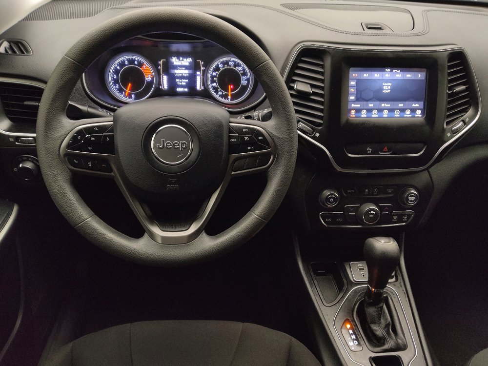 Used 2020 Jeep Cherokee Latitude FWD image 22