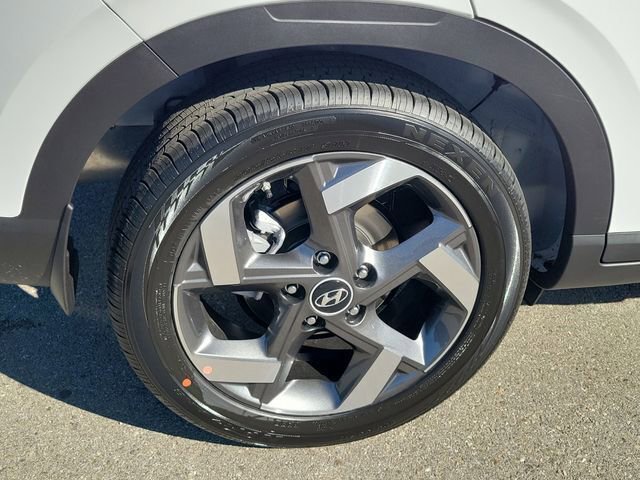 New 2026 Hyundai Venue SEL image 24