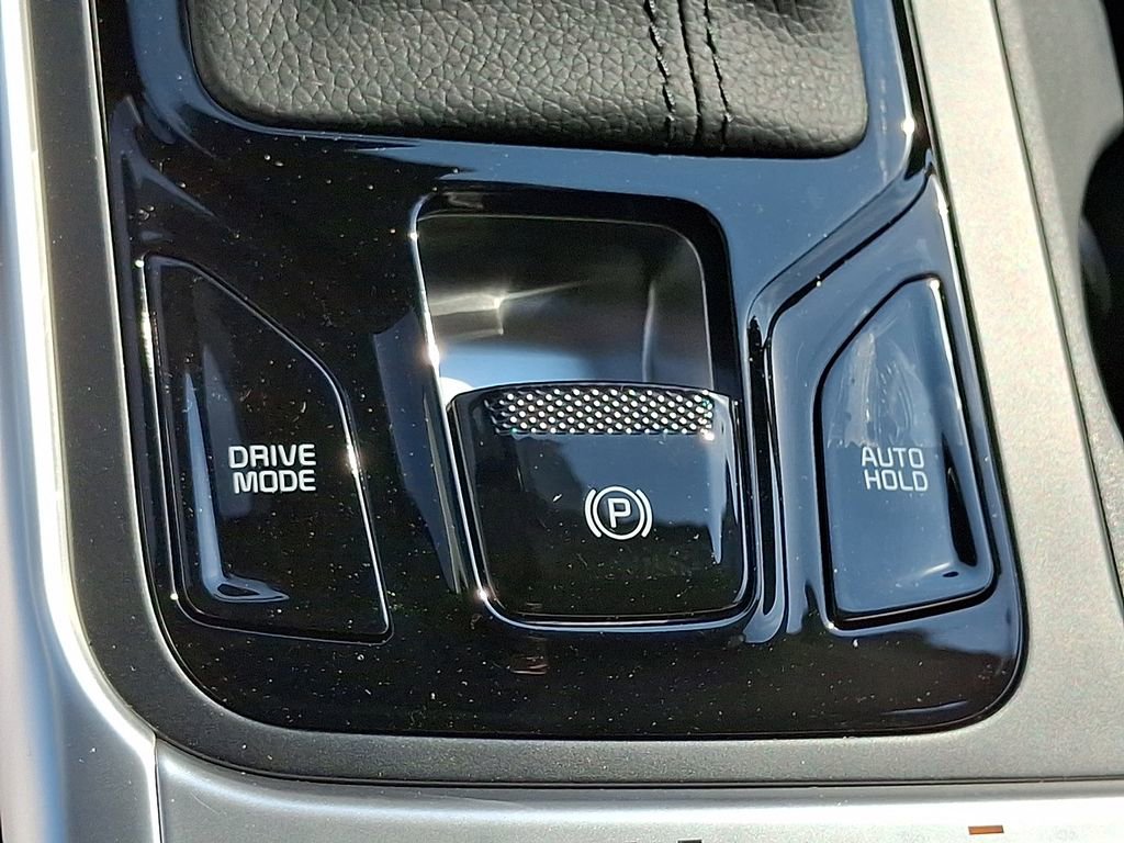 New 2026 Kia Carnival EX image 17