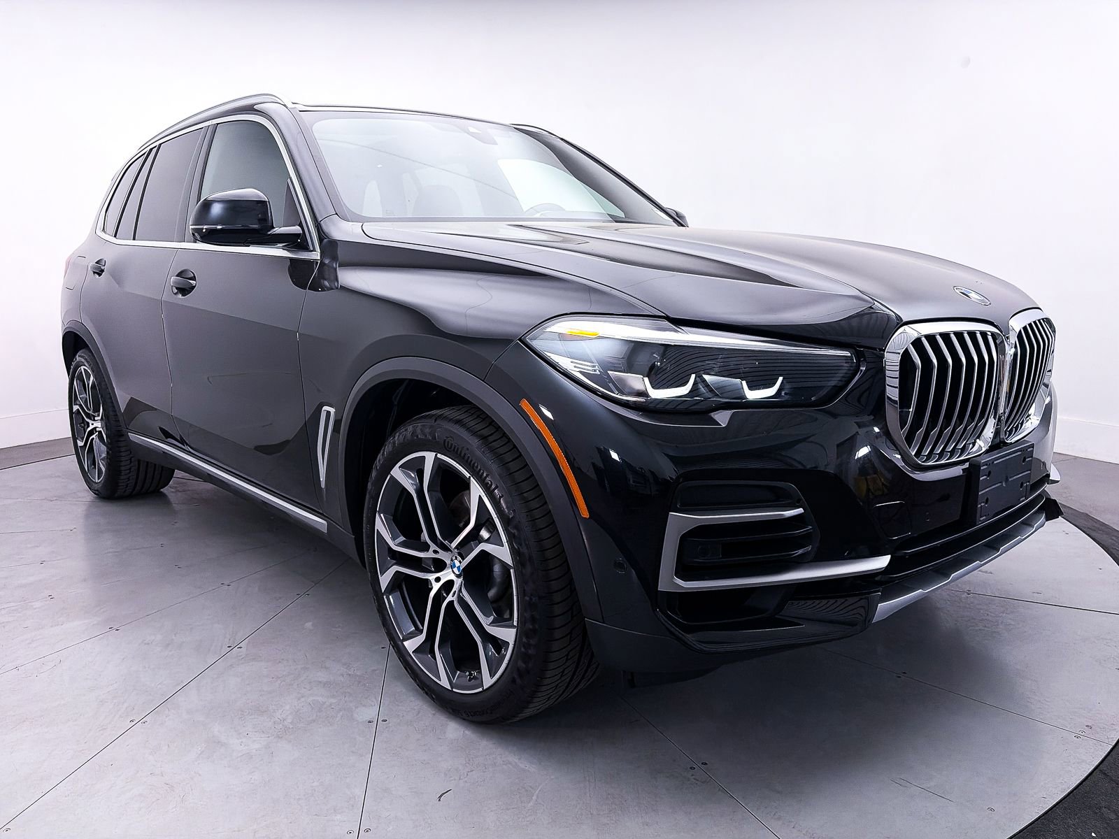 Used 2022 BMW X5 xDrive40i w/ Climate Comfort Package AWD/4WD image 10