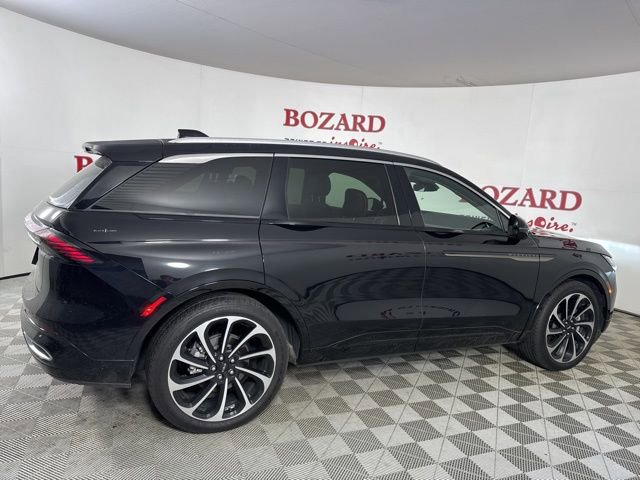 Certified 2025 Lincoln Nautilus Black Label AWD/4WD image 9