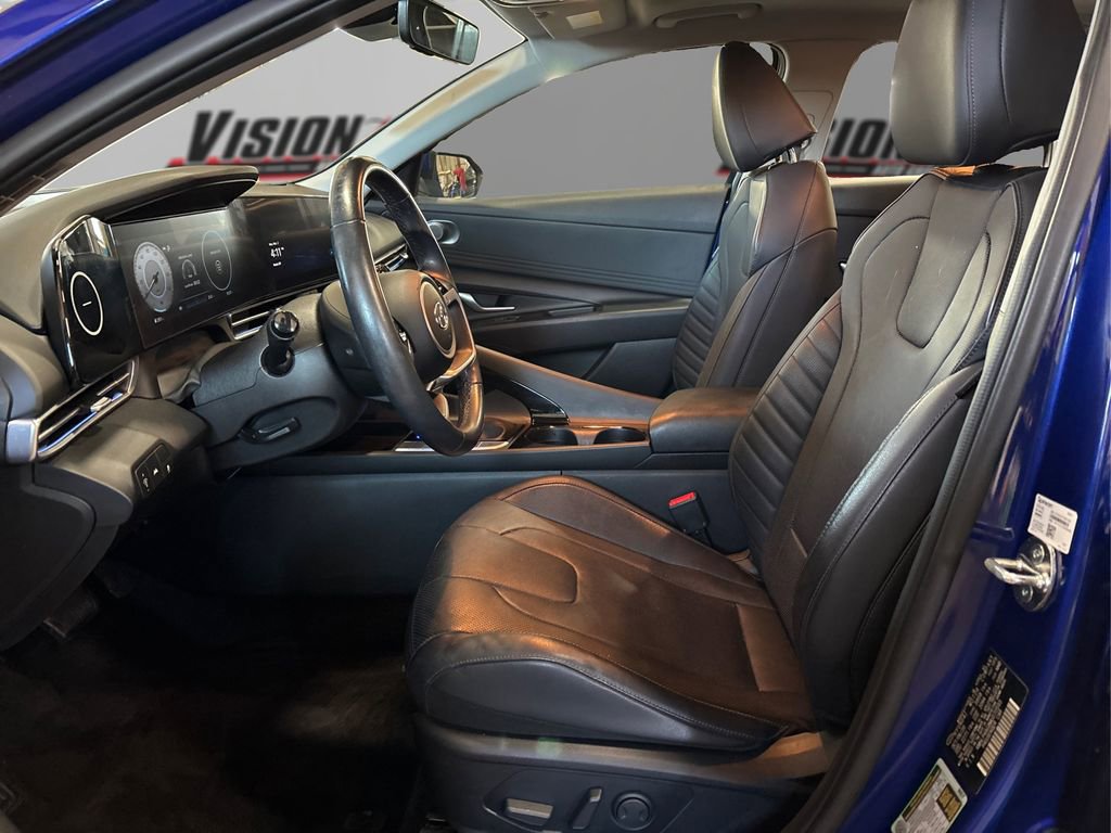 Used 2021 Hyundai Elantra Limited image 9