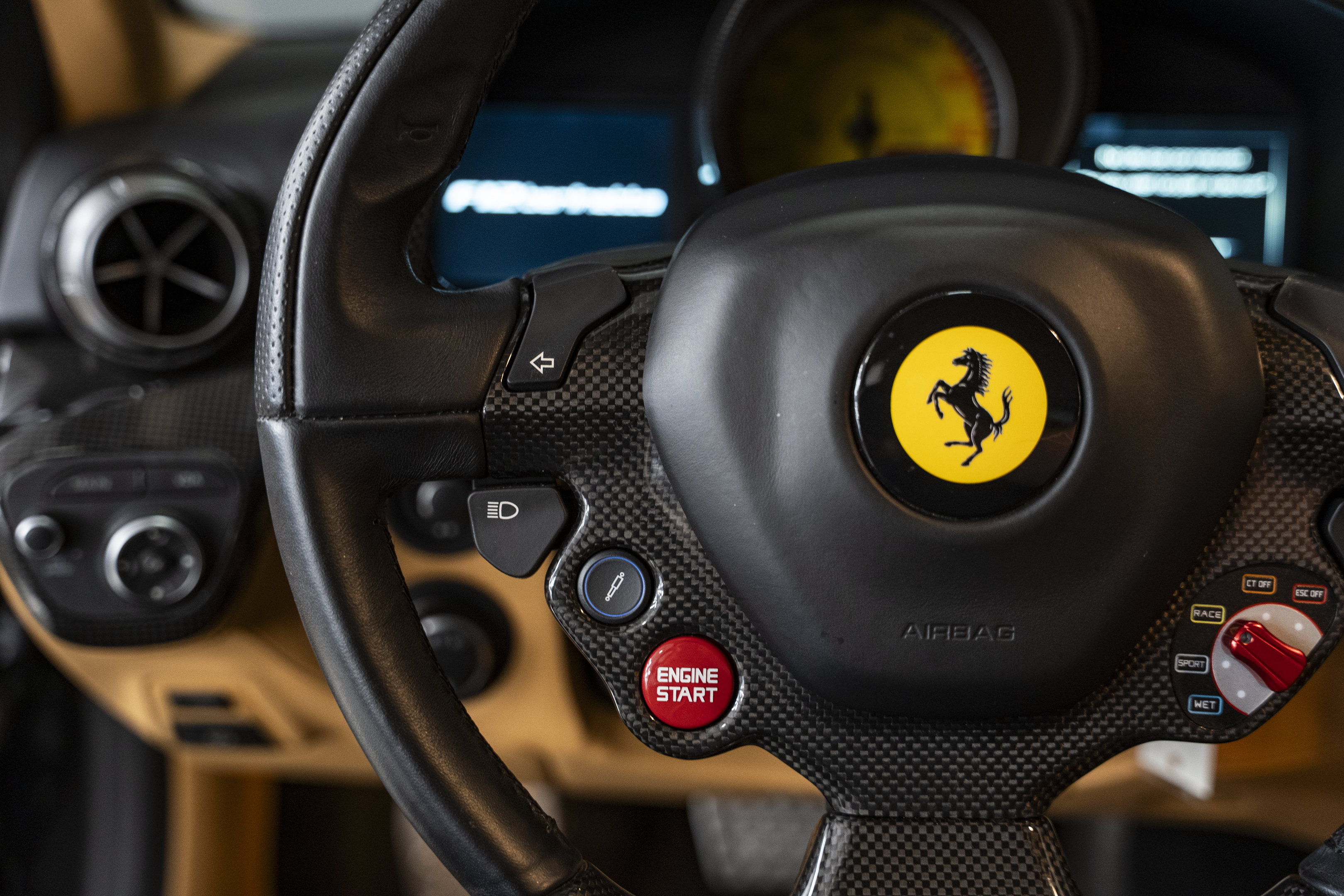 Used 2014 Ferrari F12 Berlinetta RWD image 30