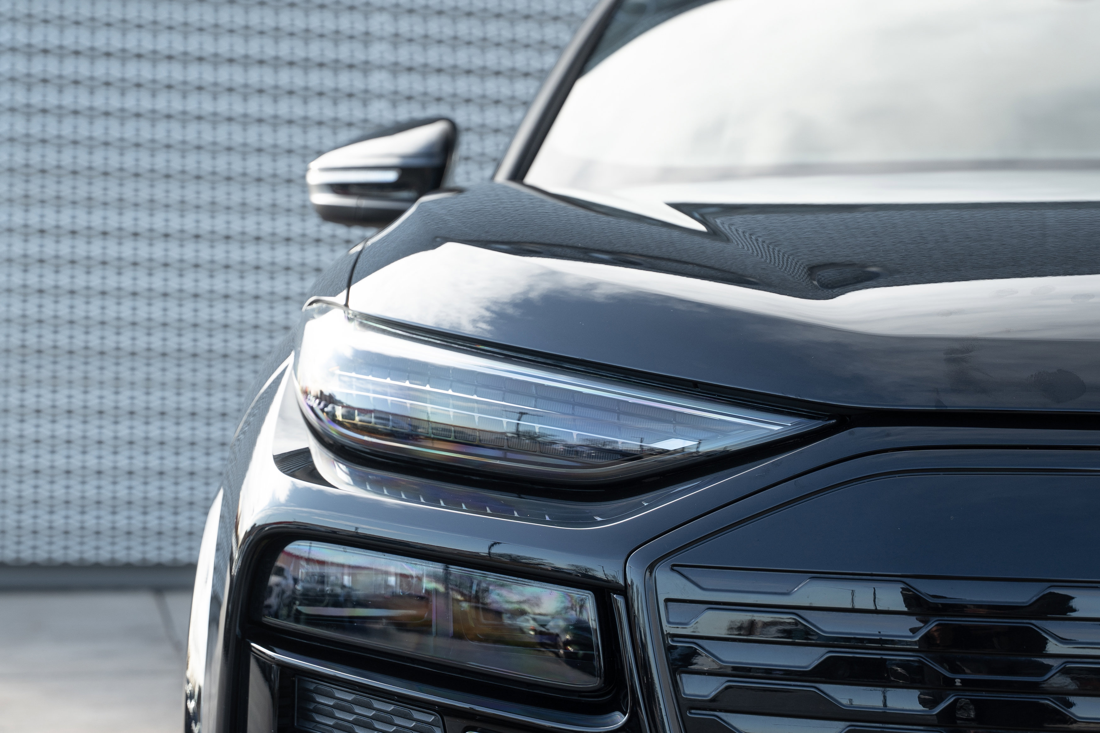 Certified 2025 Audi Q6 e-tron Premium Plus w/ Premium Plus image 32