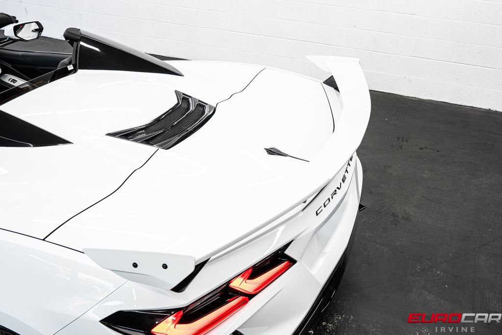 Used 2024 Chevrolet Corvette Stingray Convertible w/ 1LT image 19