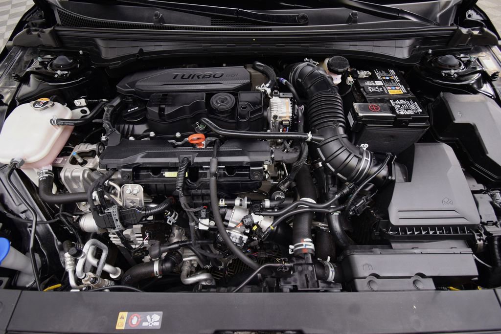 Used 2025 Kia K4 GT-Line Turbo image 30