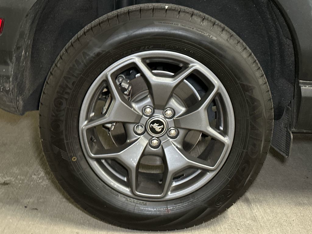 Used 2023 Ford Bronco Sport Badlands image 6