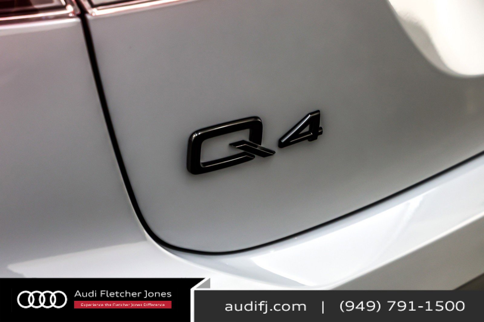 Used 2024 Audi Q4 e-tron Premium Plus image 10