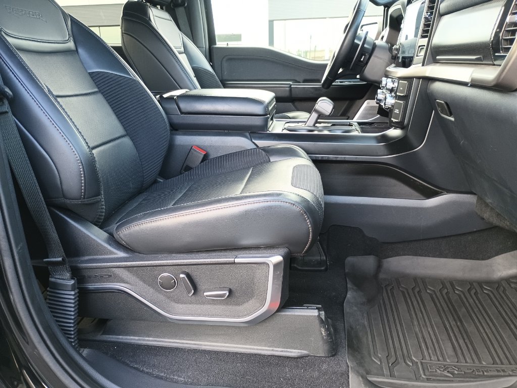 Used 2023 Ford F150 Raptor w/ Raptor Carbon Fiber Package AWD/4WD image 34