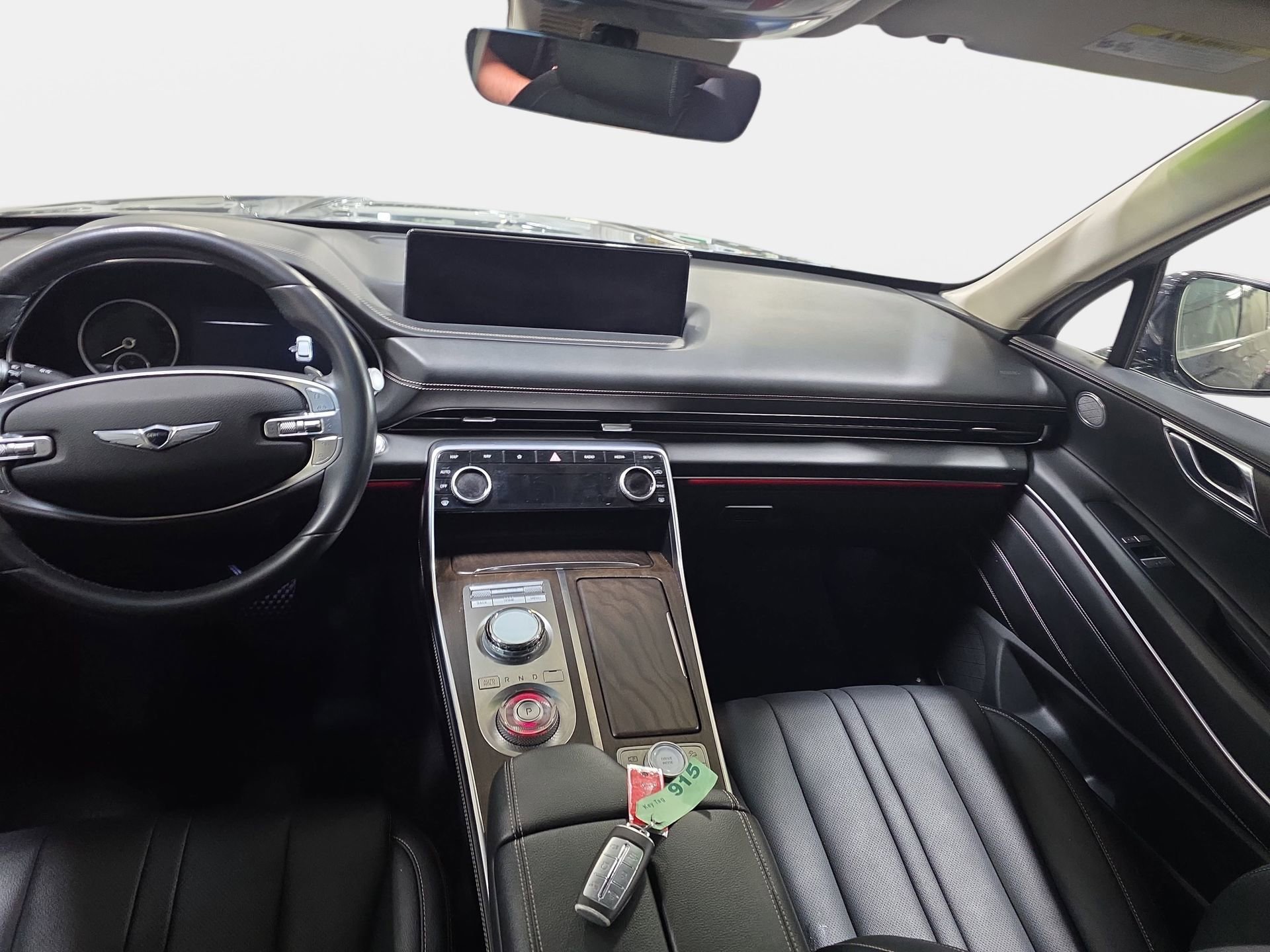 Used 2024 Genesis GV80 2.5T AWD/4WD image 9