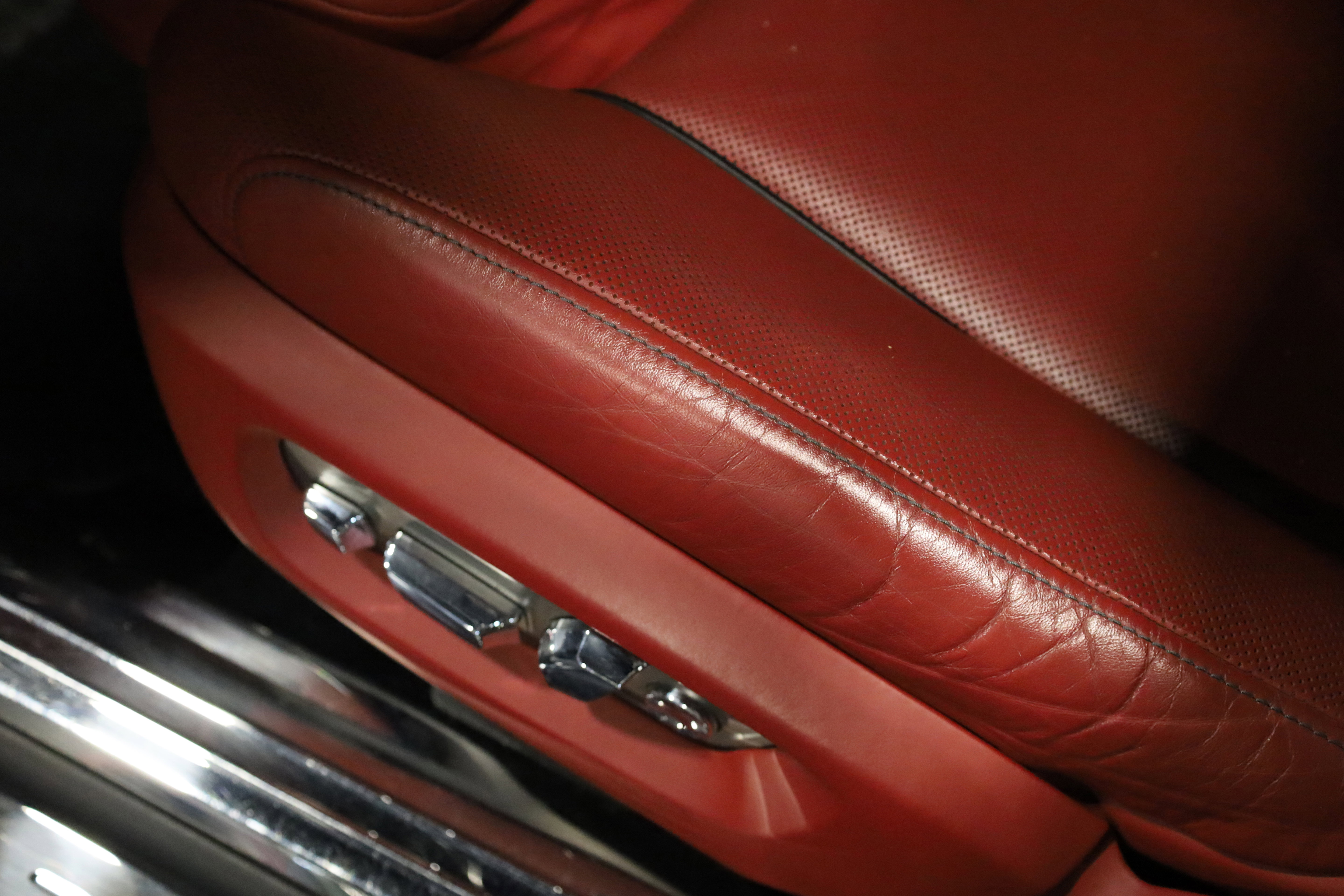 Used 2017 Rolls-Royce Ghost image 18