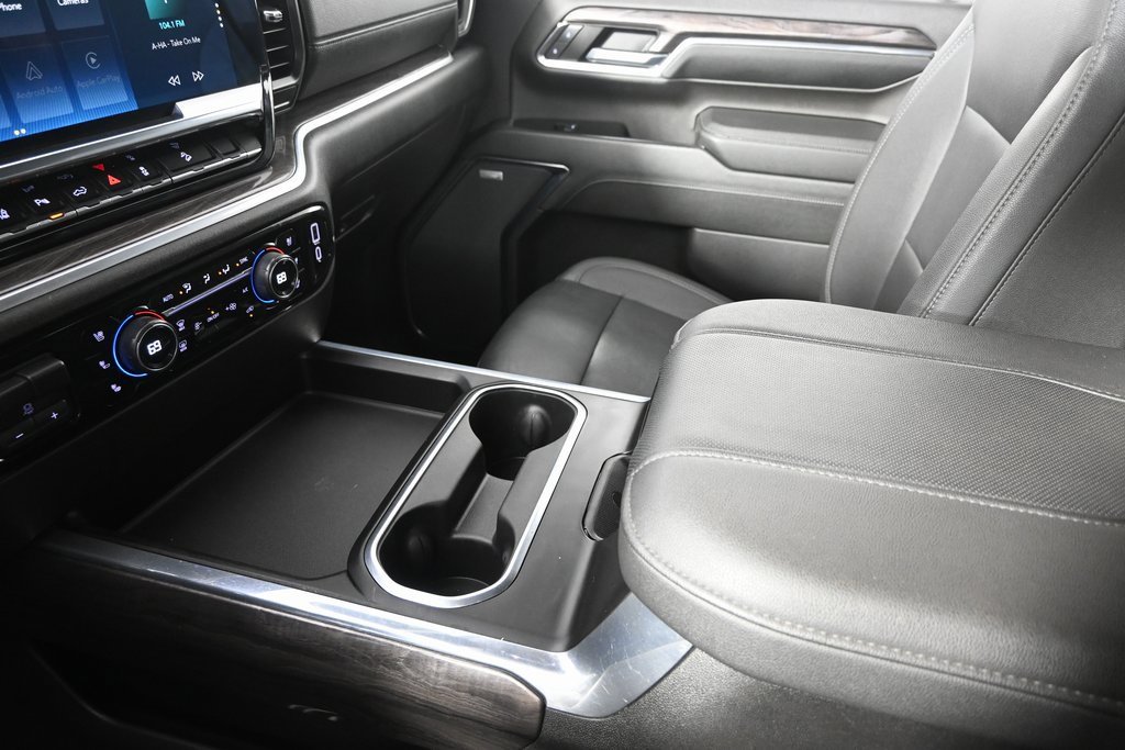 Used 2024 Chevrolet Silverado 3500 LTZ w/ LTZ Plus Package image 34