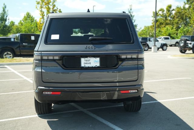 New 2026 Jeep Grand Wagoneer Summit AWD/4WD image 6