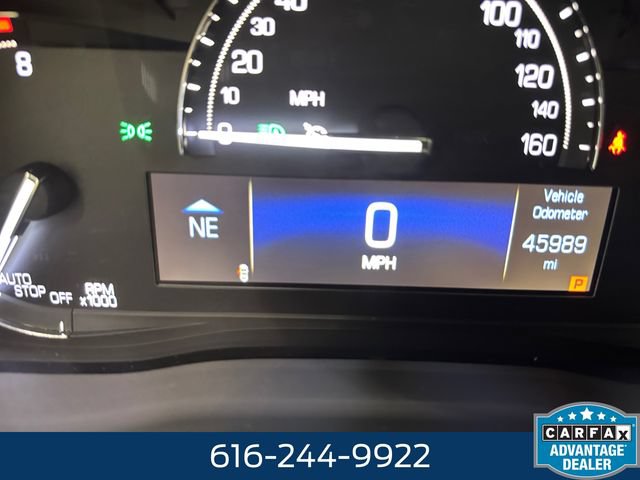 Used 2018 Cadillac XT5 Luxury w/ Driver Awareness Package AWD/4WD image 2