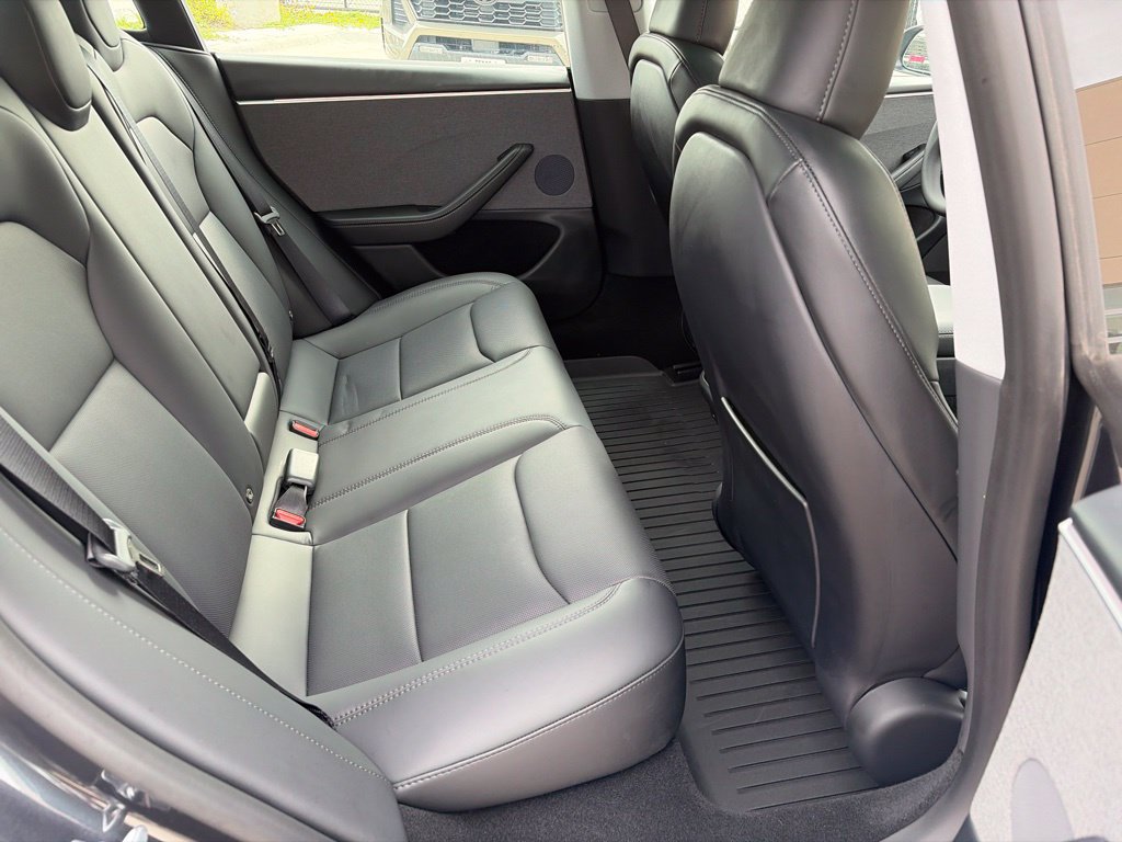 Used 2025 Tesla Model 3 Long Range RWD image 18