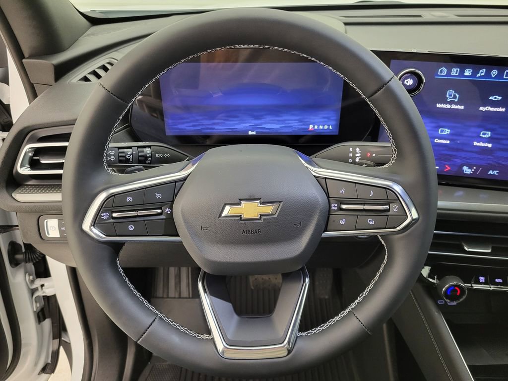 New 2026 Chevrolet Traverse LT w/ Driver Confidence Package FWD image 4