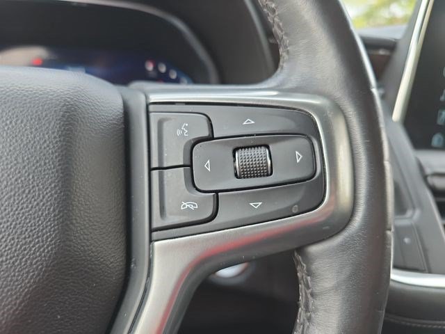 Used 2022 Chevrolet Tahoe Z71 w/ Luxury Package AWD/4WD image 19