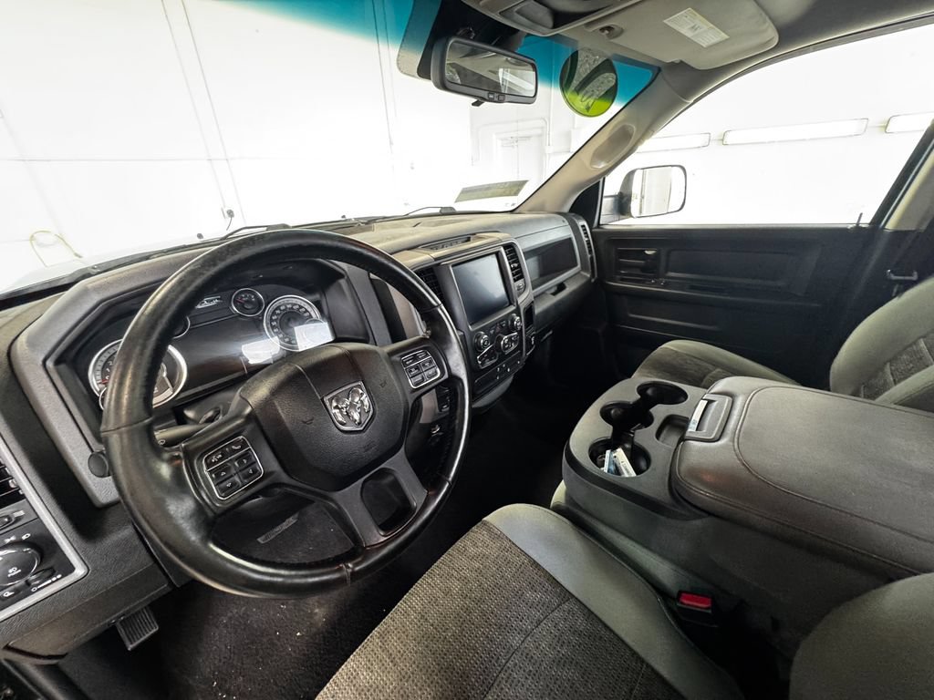Used 2019 RAM 1500 Express w/ Wheel & Sound Group AWD/4WD image 13