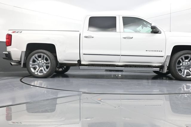 Used 2018 Chevrolet Silverado 1500 LTZ Z71 w/ LTZ Plus Package AWD/4WD image 38
