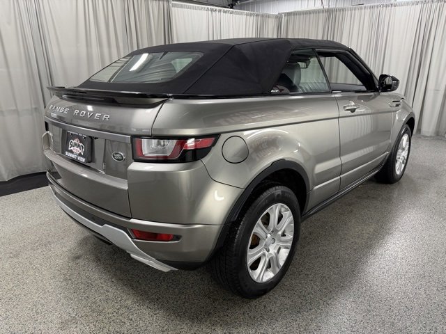 Used 2019 Land Rover Range Rover Evoque SE Dynamic image 9