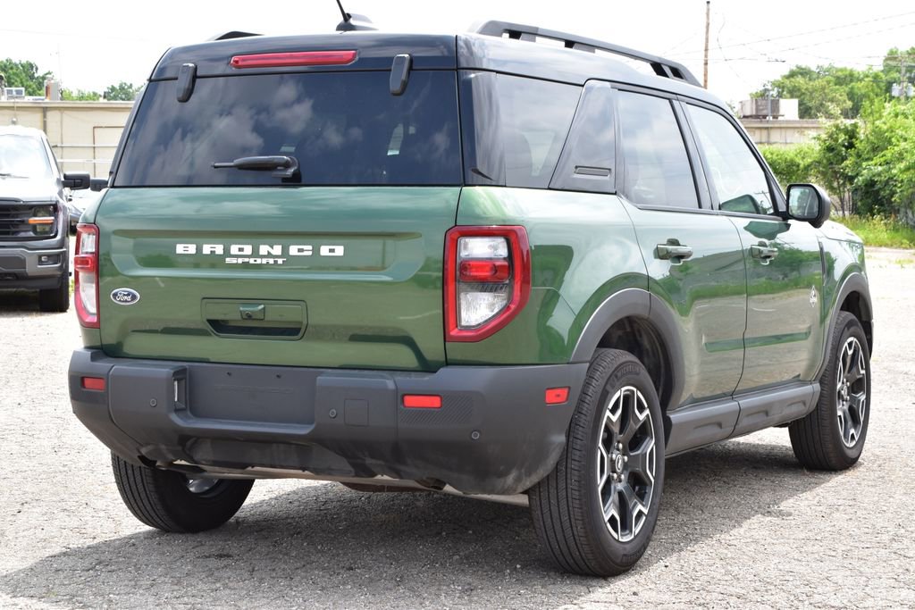 Used 2025 Ford Bronco Sport Outer Banks w/ Outer Banks Tech Package+ AWD/4WD image 6