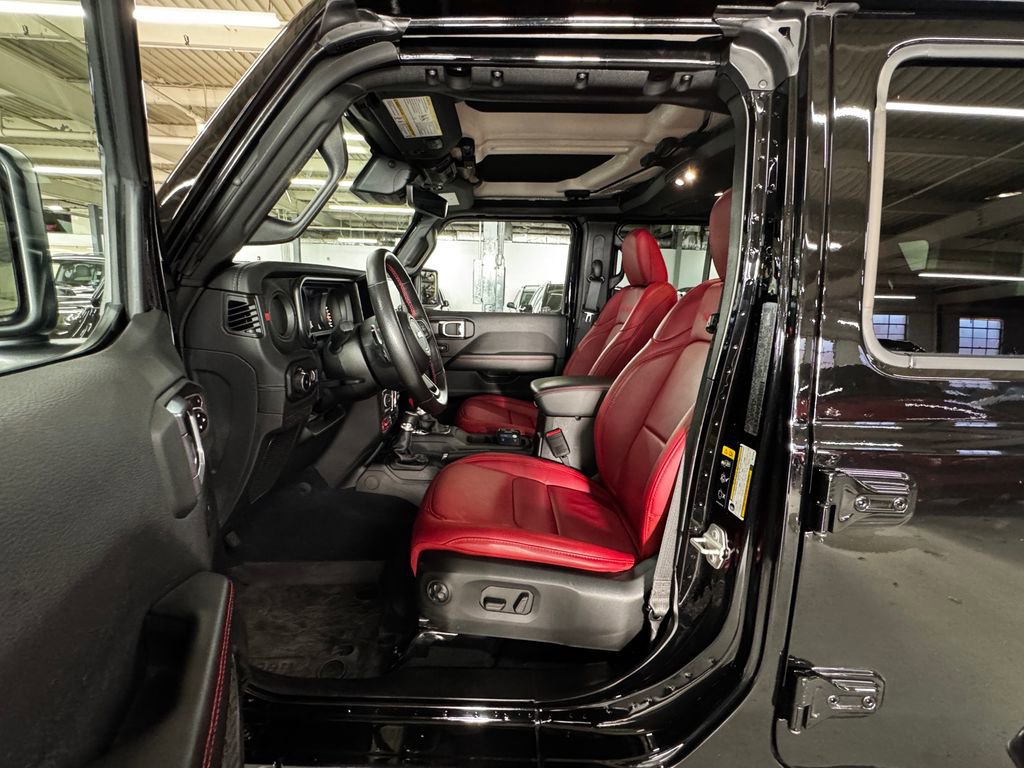 Used 2024 Jeep Wrangler Rubicon 392 w/ Dual Top Group image 10