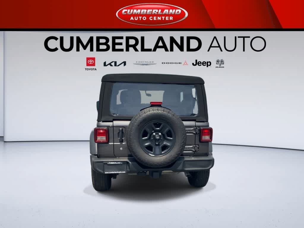 Used 2024 Jeep Wrangler Sport AWD/4WD image 7