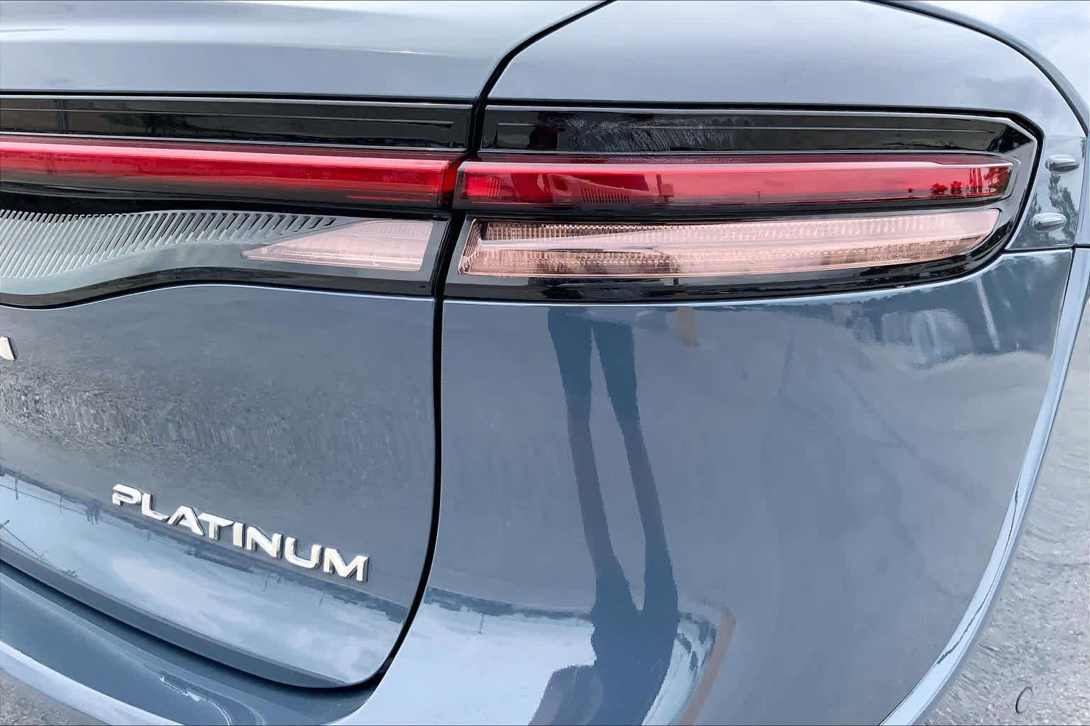 Certified 2025 Toyota Crown Platinum AWD/4WD image 30