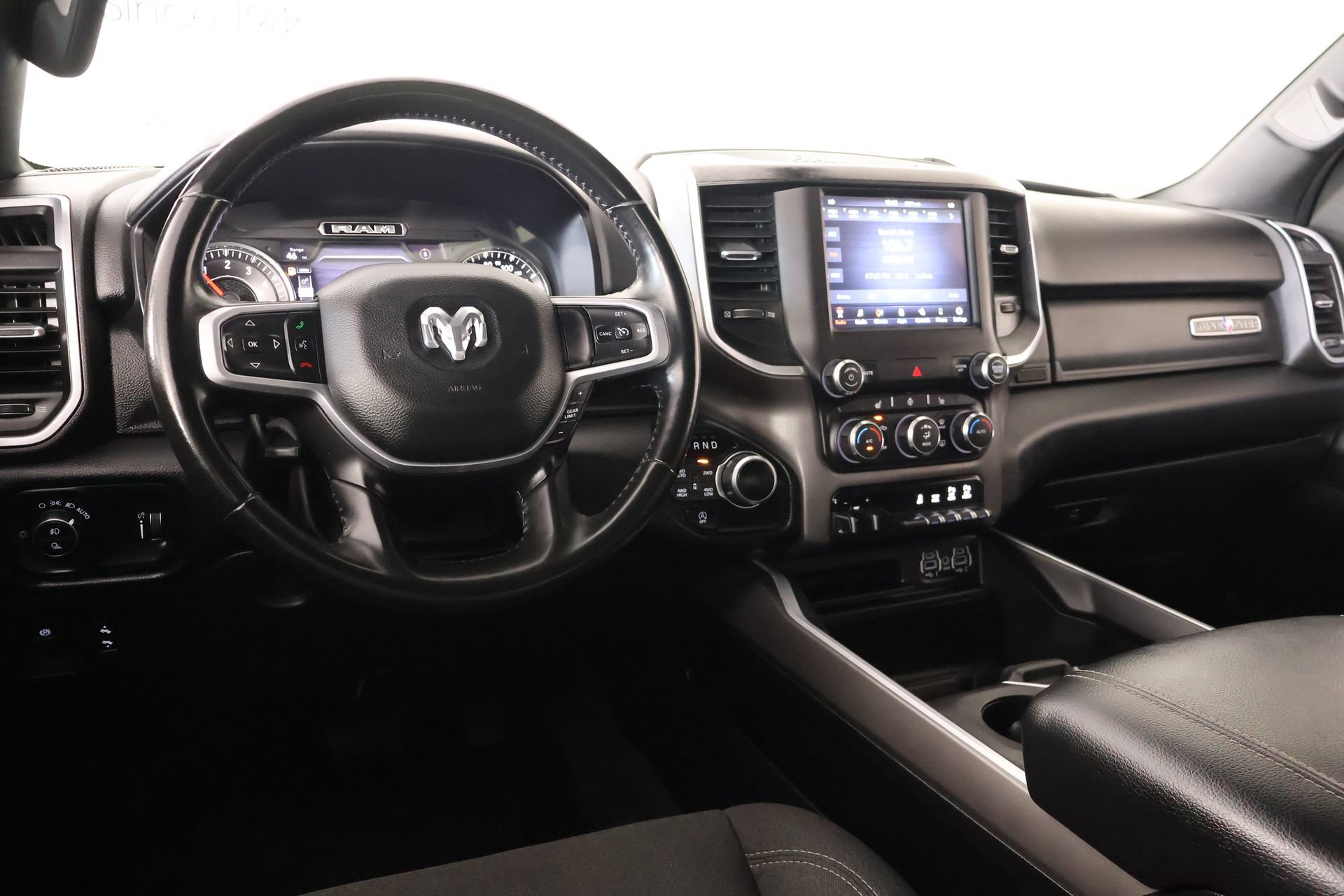 Used 2021 RAM 1500 Lone Star AWD/4WD image 2