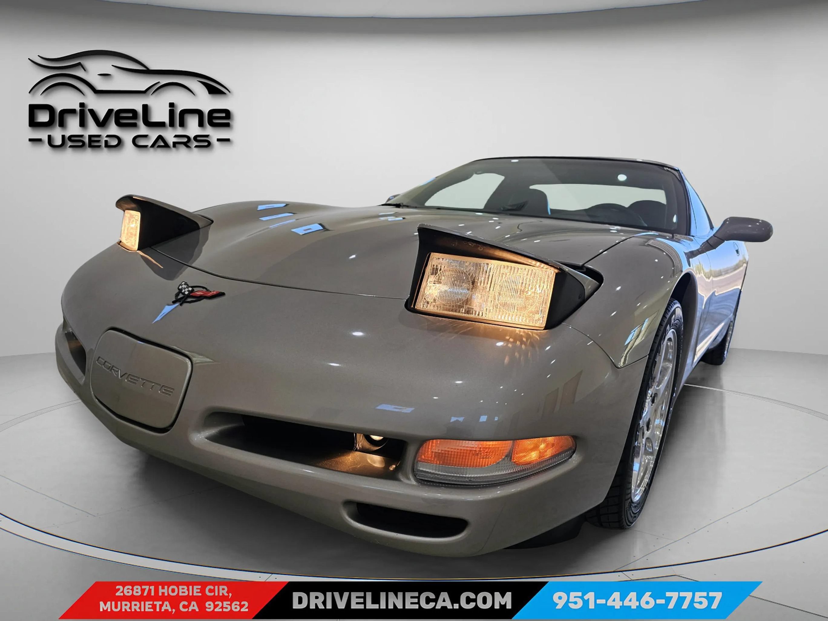 Used 2002 Chevrolet Corvette Coupe w/ Preferred Equipment Group2 RWD image 15